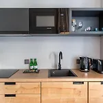 H11 Aparthotel