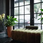 H11 Aparthotel